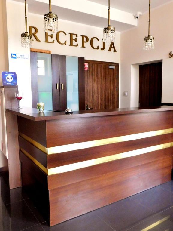 Hotel Swietoborzec Łobez Exteriér fotografie